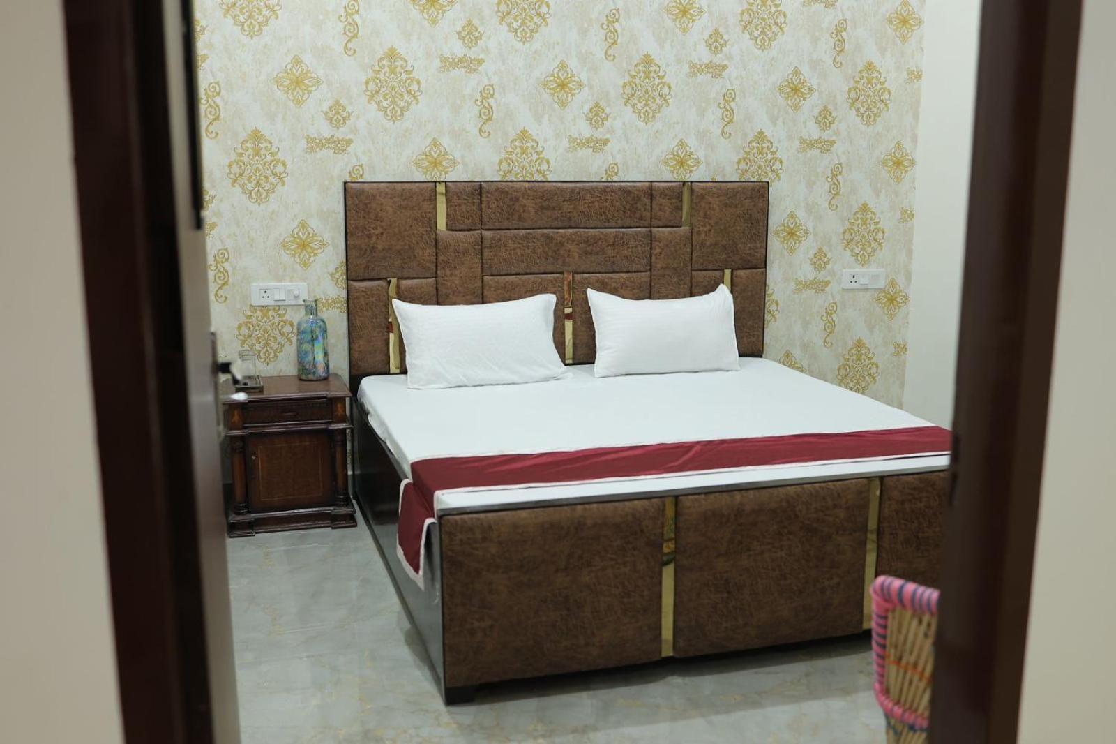 Saroj 3* Agra (Uttar Pradesh)